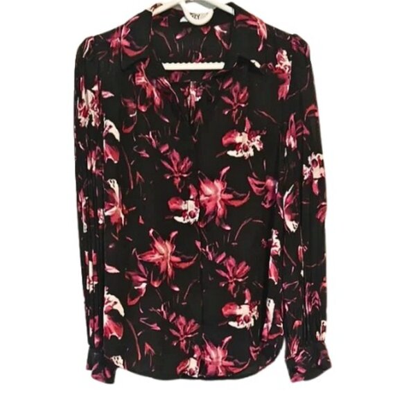 Suzy Shier Black and Pink Long Sleeve Notched Collar Blouse - Picture 2 of 6